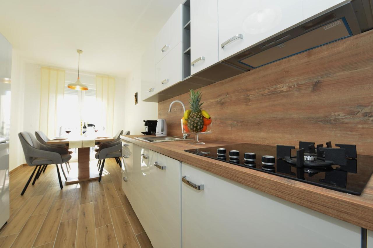 Apartman Lola زادار المظهر الخارجي الصورة