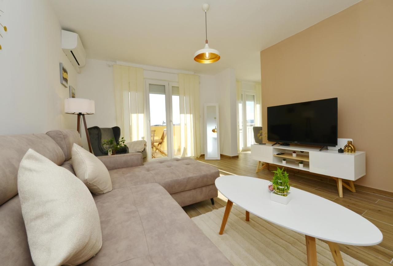 Apartman Lola زادار المظهر الخارجي الصورة