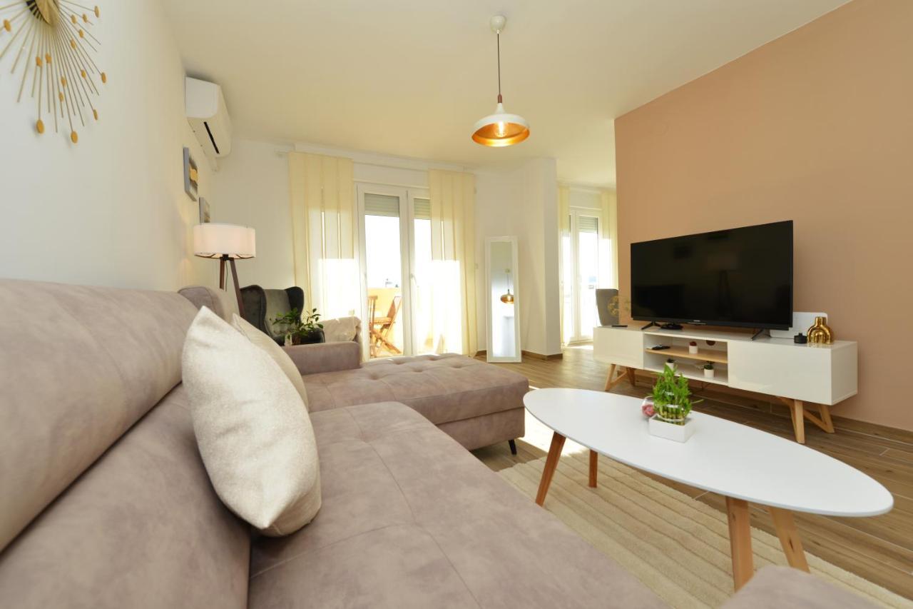 Apartman Lola زادار المظهر الخارجي الصورة