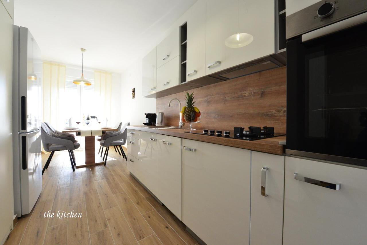 Apartman Lola زادار المظهر الخارجي الصورة