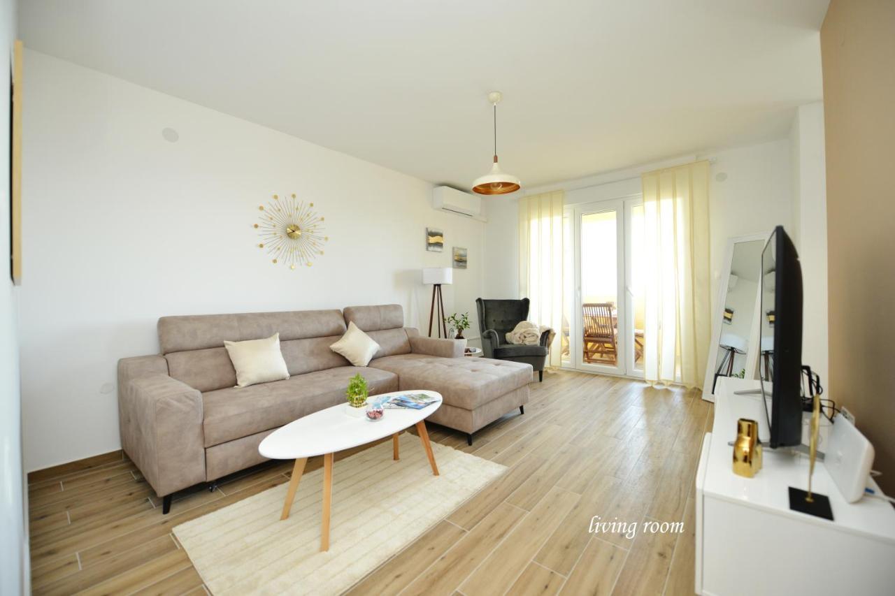 Apartman Lola زادار المظهر الخارجي الصورة